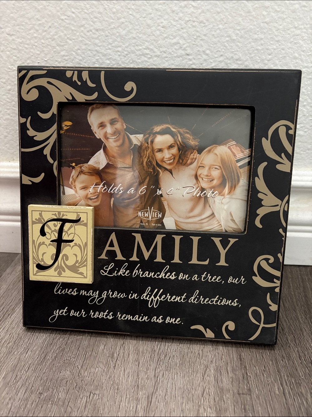 Family Decorative Photo Frame in Black and Tan Accent